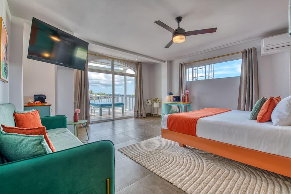 Bocas Paradise Hotel