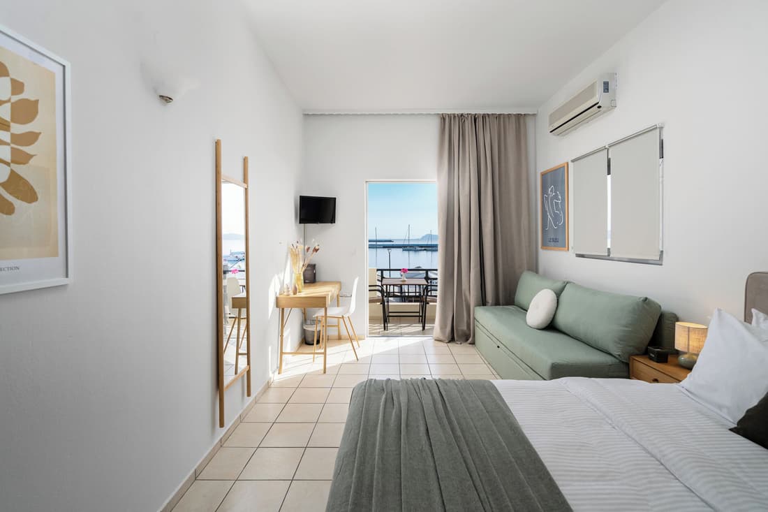 Hotel Flisvos