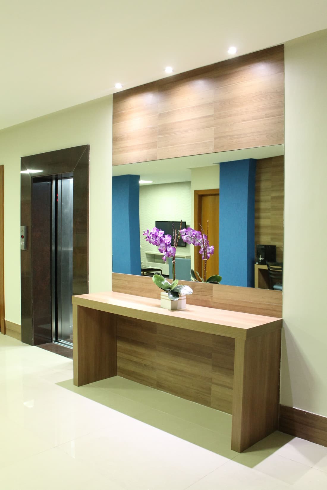 Hit Hotel