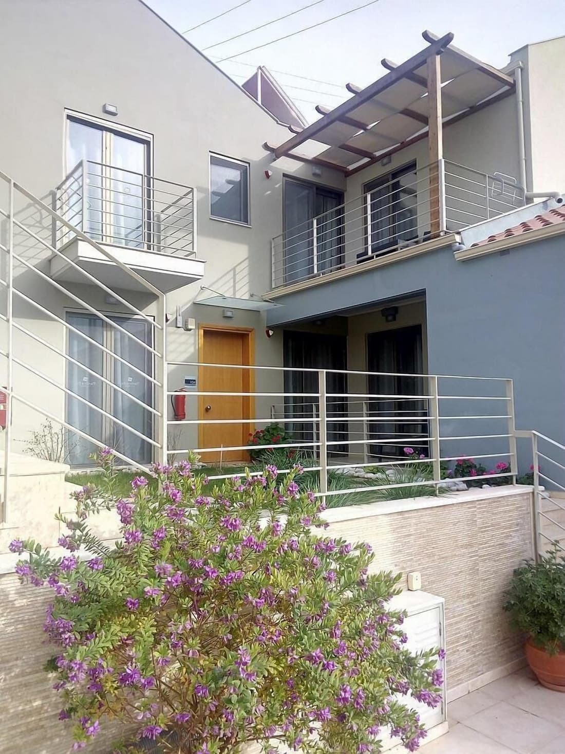 Mantinia Bay Hotel
