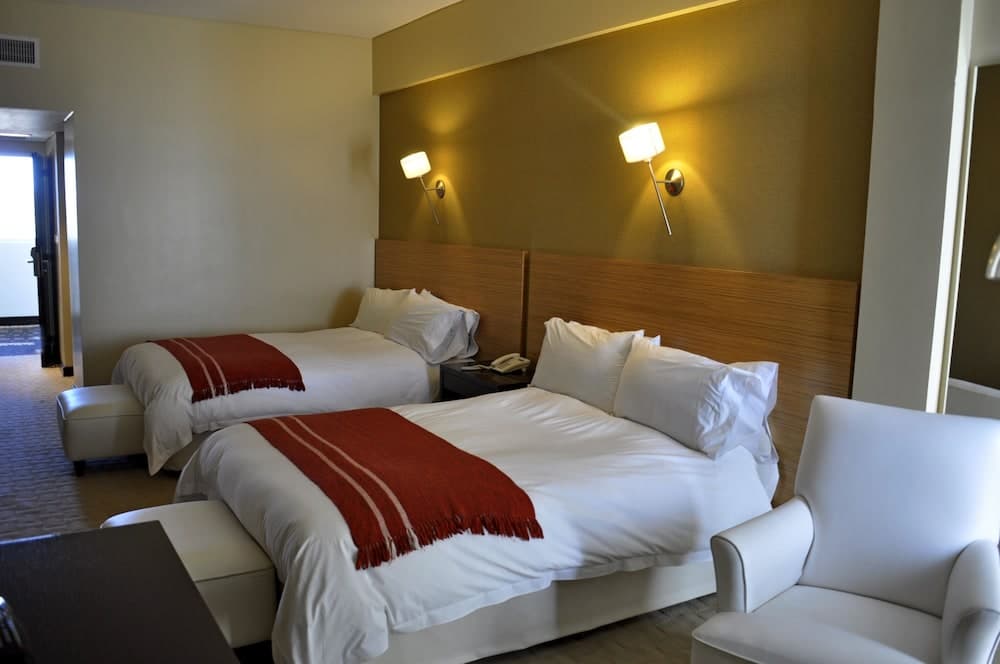 Rayentray Grand Hotel