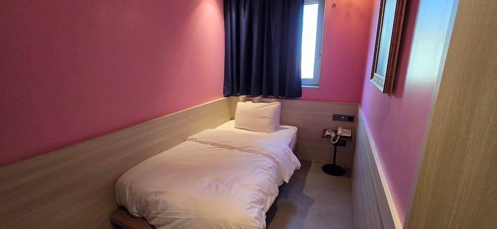 Le Mong Hotel