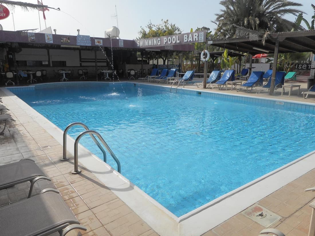 Kkaras Hotel