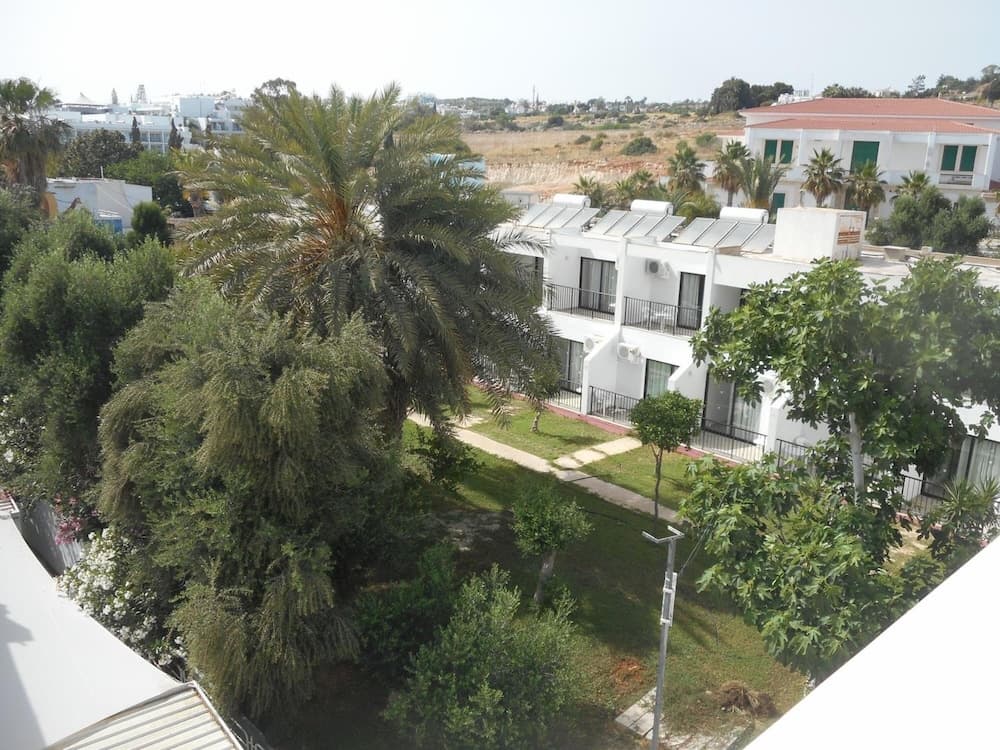 Kkaras Hotel