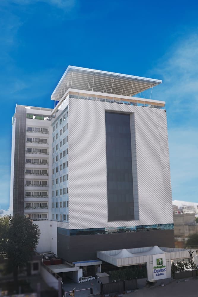 Holiday Inn Express & Suites Jaipur Gopalpura by IHG