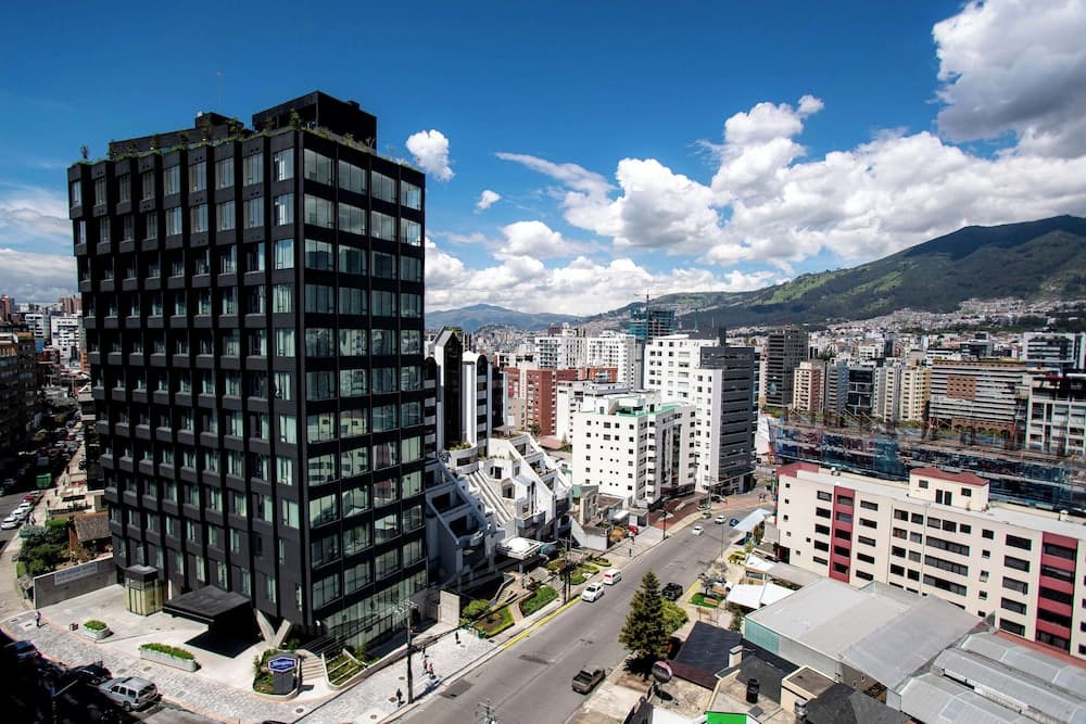 Hampton By Hilton Quito La Carolina Park