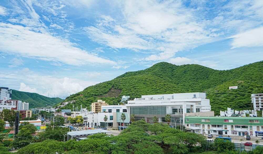 HOTEL KARAYA DIVE RESORT