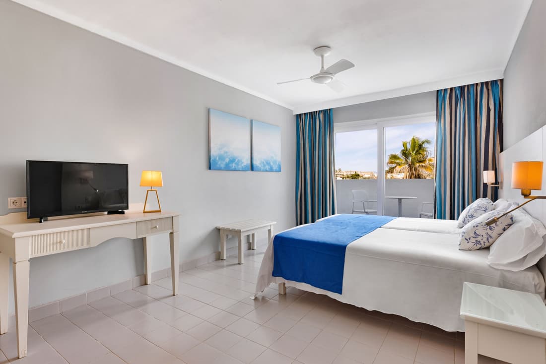 Blau Cala Mandia - New Opening