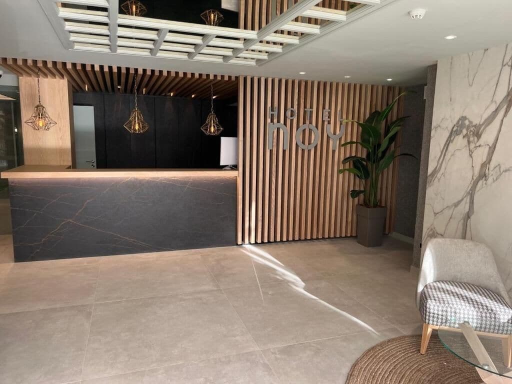 Hotel Noy
