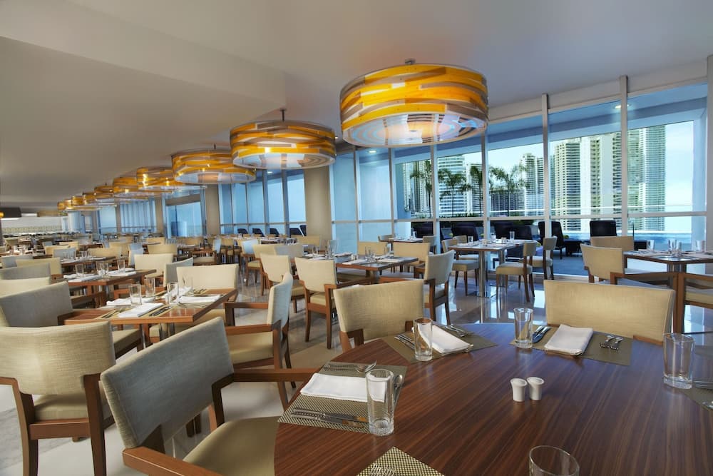 Megapolis Hotel Panamá