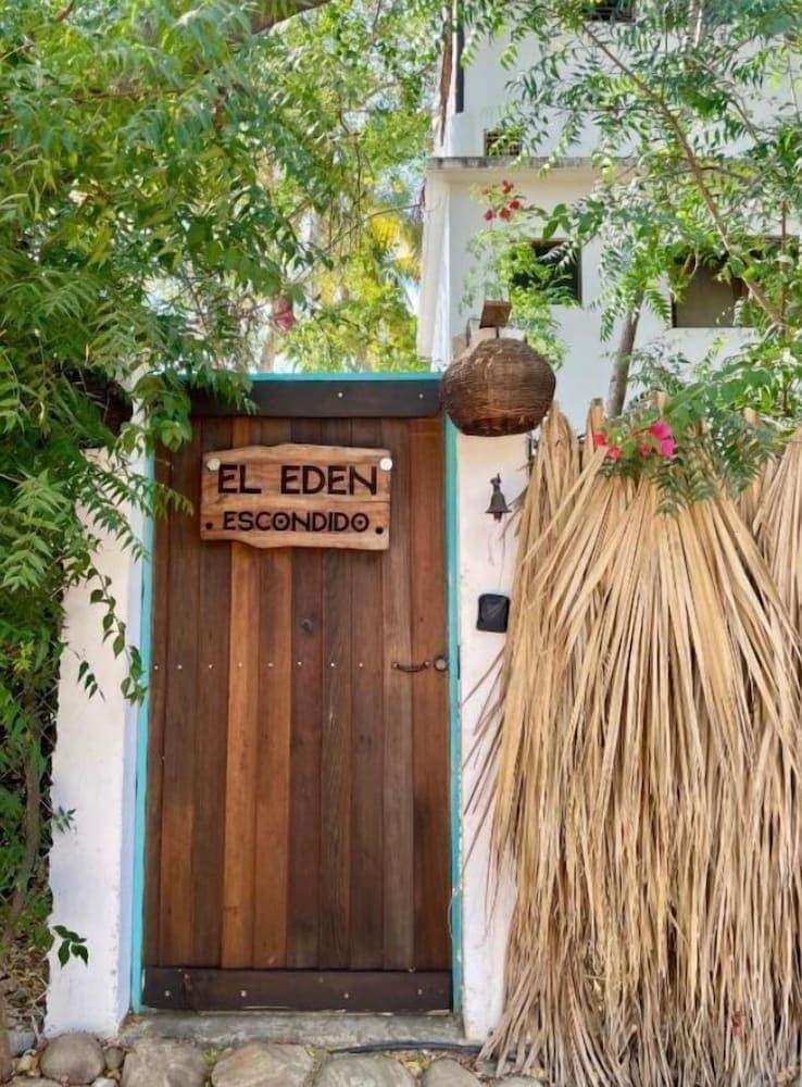El Eden Escondido