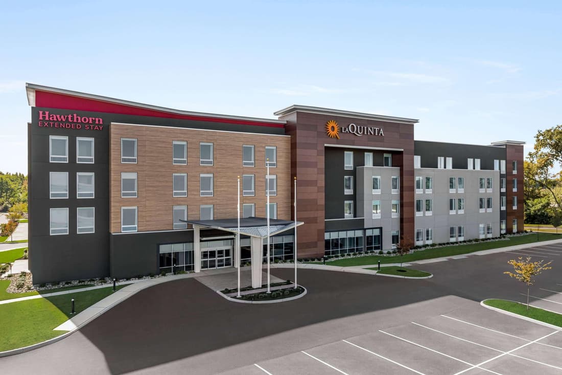 La Quinta Inn & Suites By Wyndham Mount Laurel / Moorestown