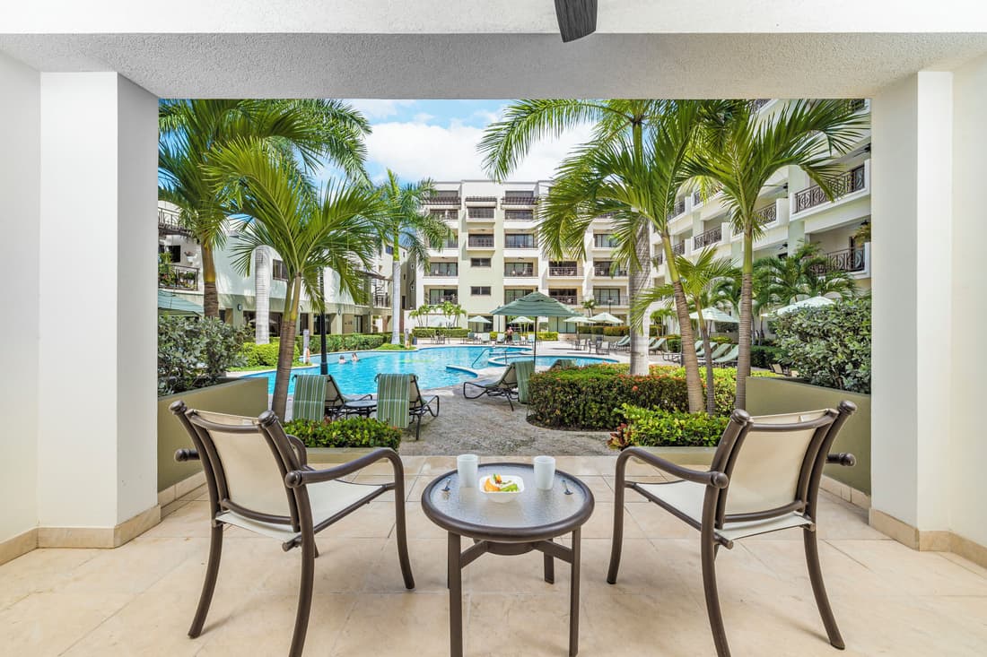 Condo 1 one bed, Palm Beach