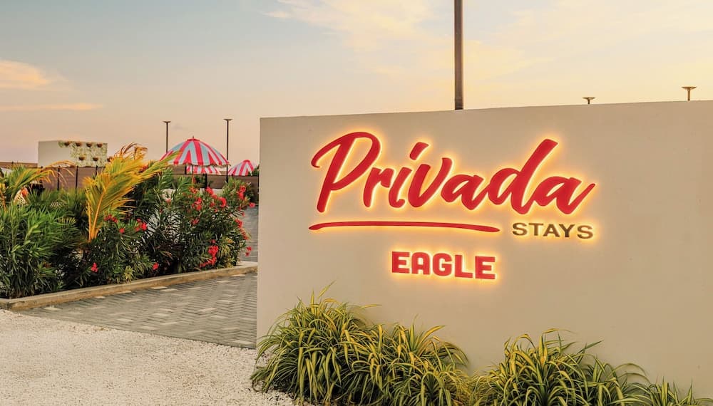 Privada Stays - Private Pools & Colorful-Chic Boutique Hotel