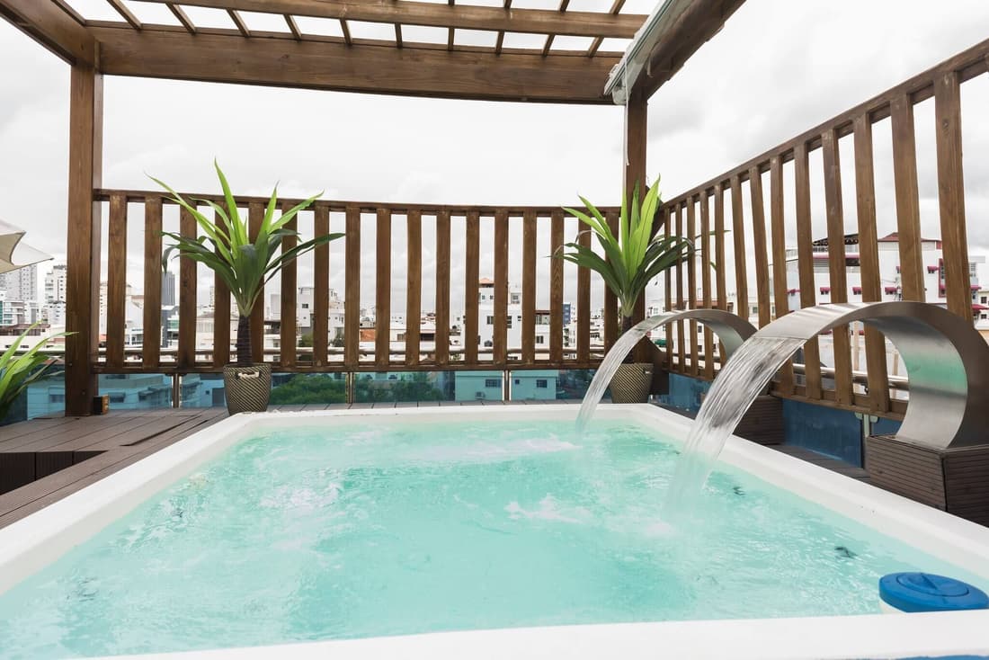 8BR Penthouse Jacuzzi, Pool Table & Terrace