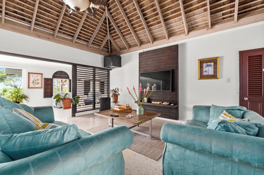 Forever Summer Gorgeous 4BDR Villa
