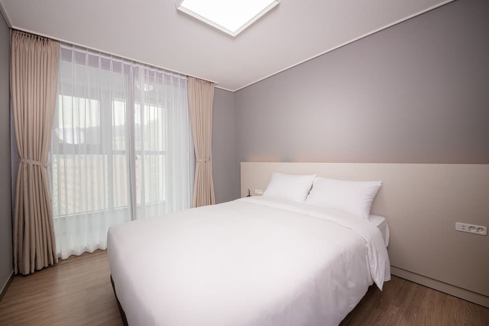 Sollago Myeongdong Hotel & Residence