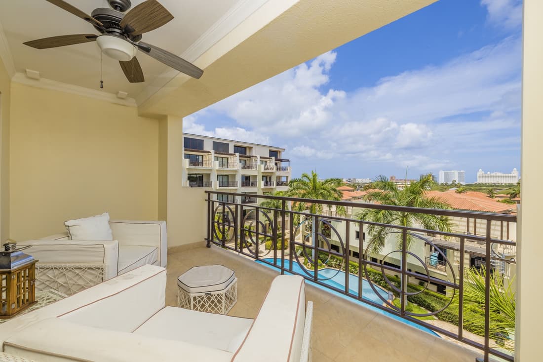 Palm Aruba Condos