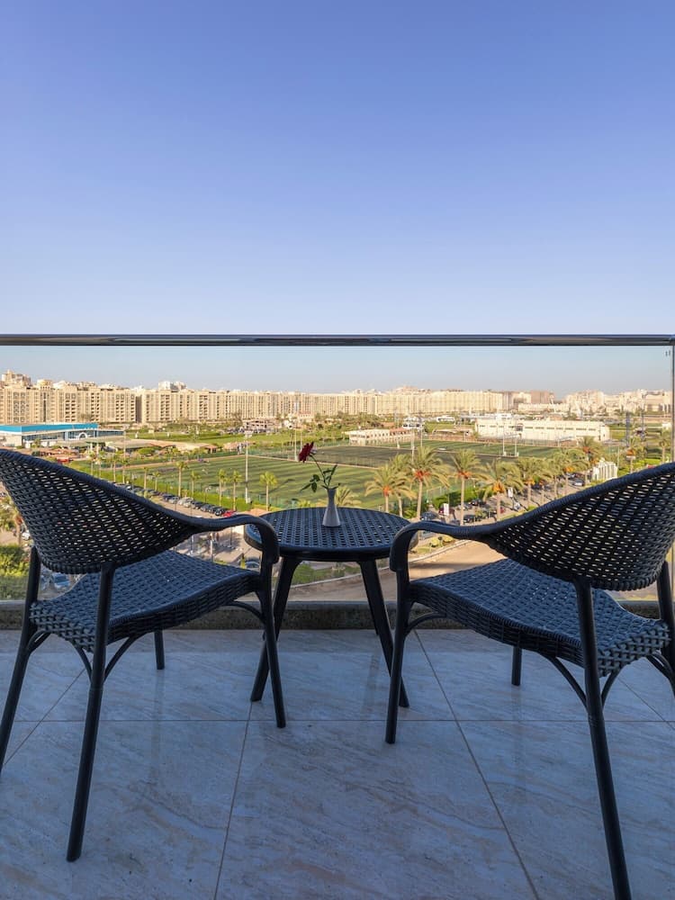 Crowne Plaza Alexandria Mirage by IHG