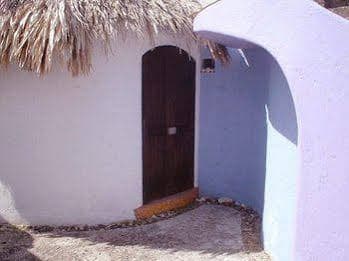 Amaranto Bungalows & Suites