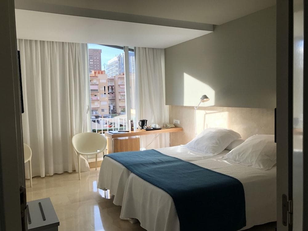 Climia Belroy Hotel