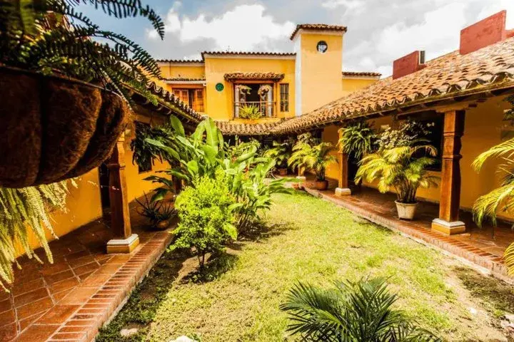 La Casa Amarilla Mompox