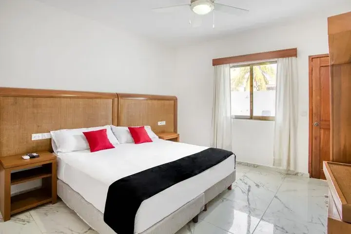 Capital O Hotel Yukon