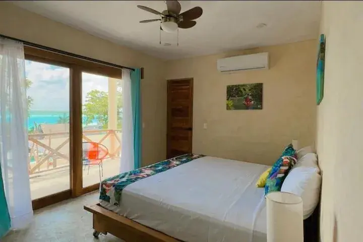 Hotel y Glamping Azul María Bacalar