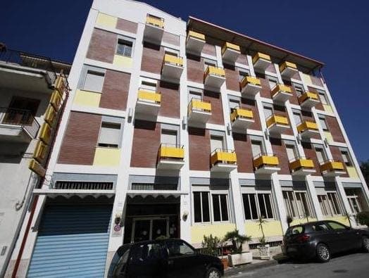 George Hotel
