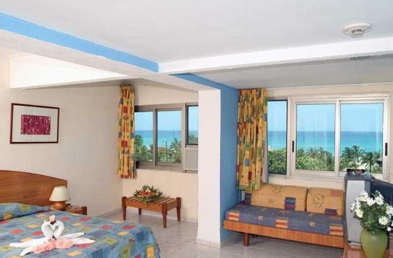 Hotel  Sunbeach