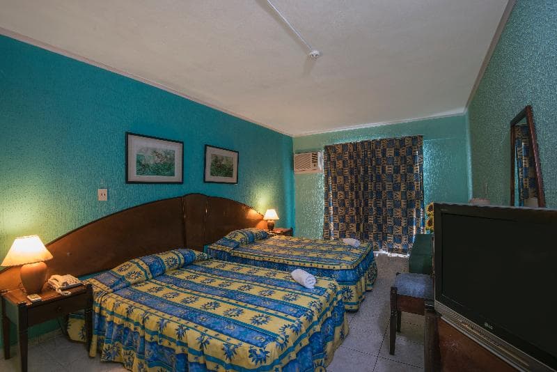 Hotel  Sunbeach
