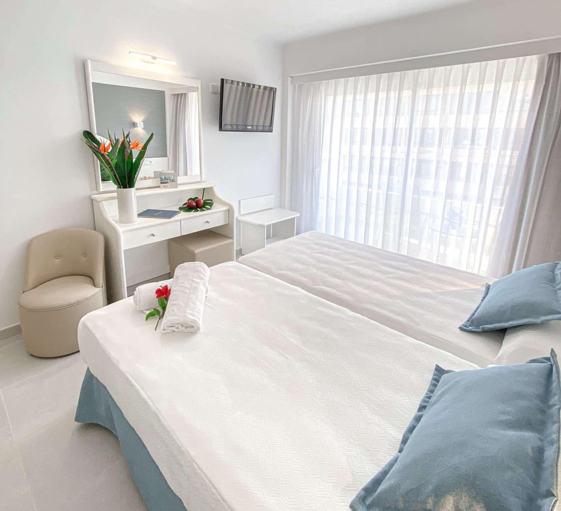 Reverence Life Hotel