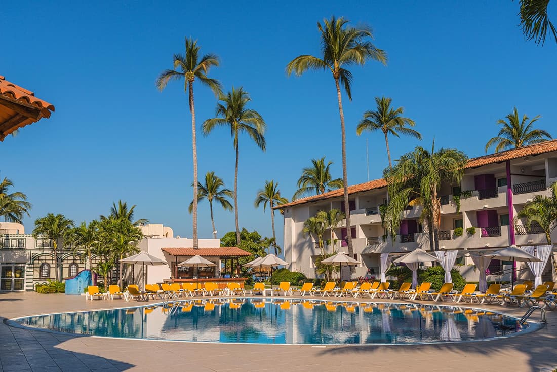 Crown Paradise Club All Inclusive
