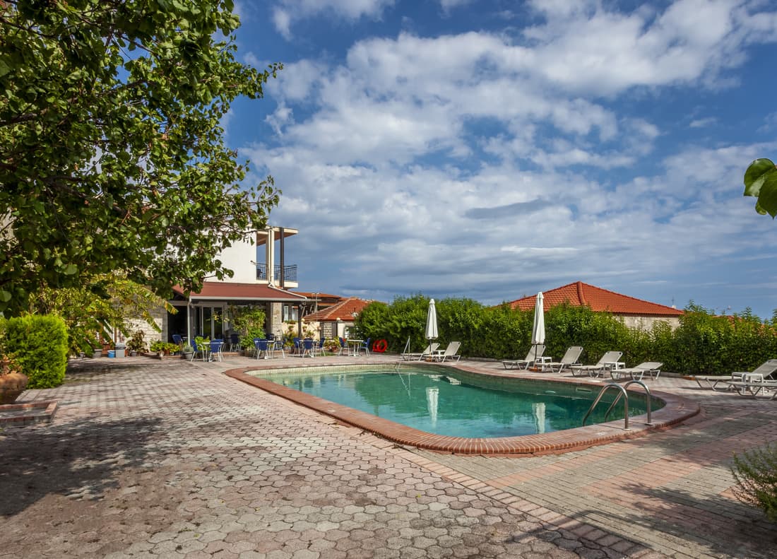Skentos Hotel
