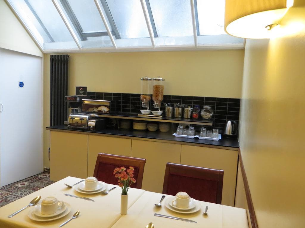 Corbigoe Hotel