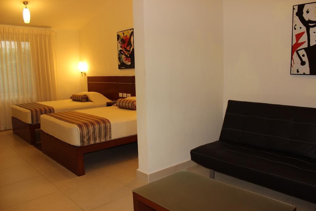 Grand City Hotel 
