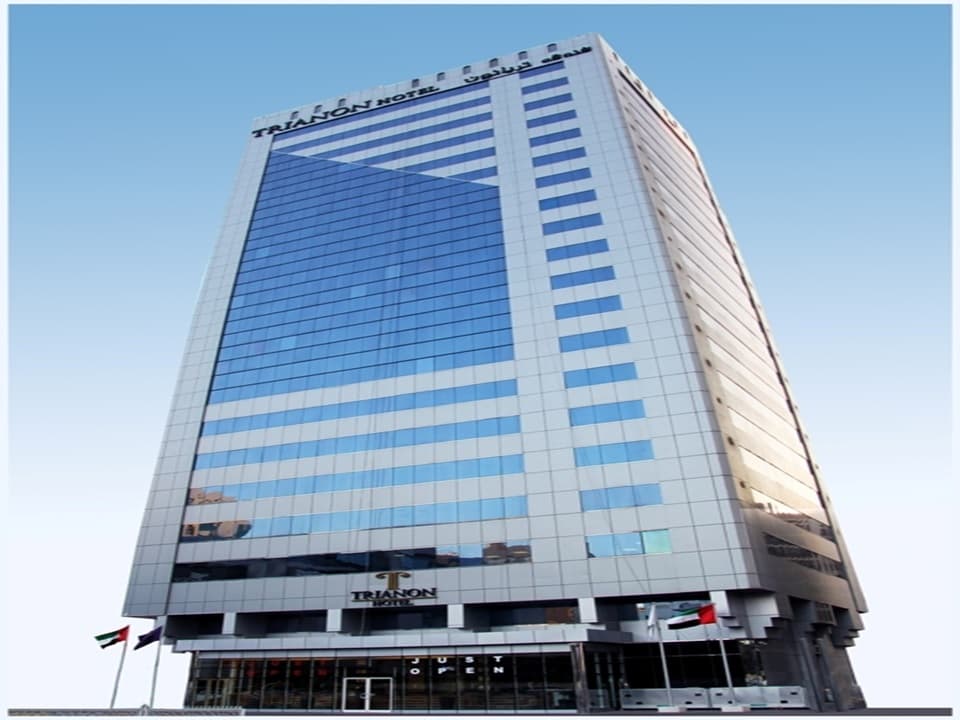 TRIANON ROYAL HOTEL