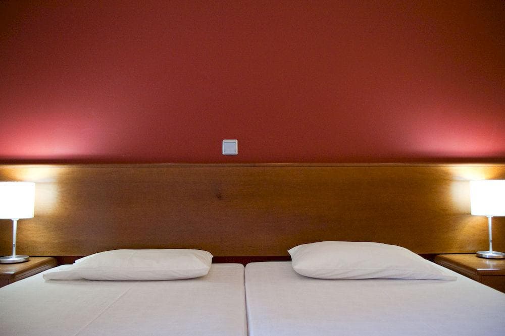Delfinia resort