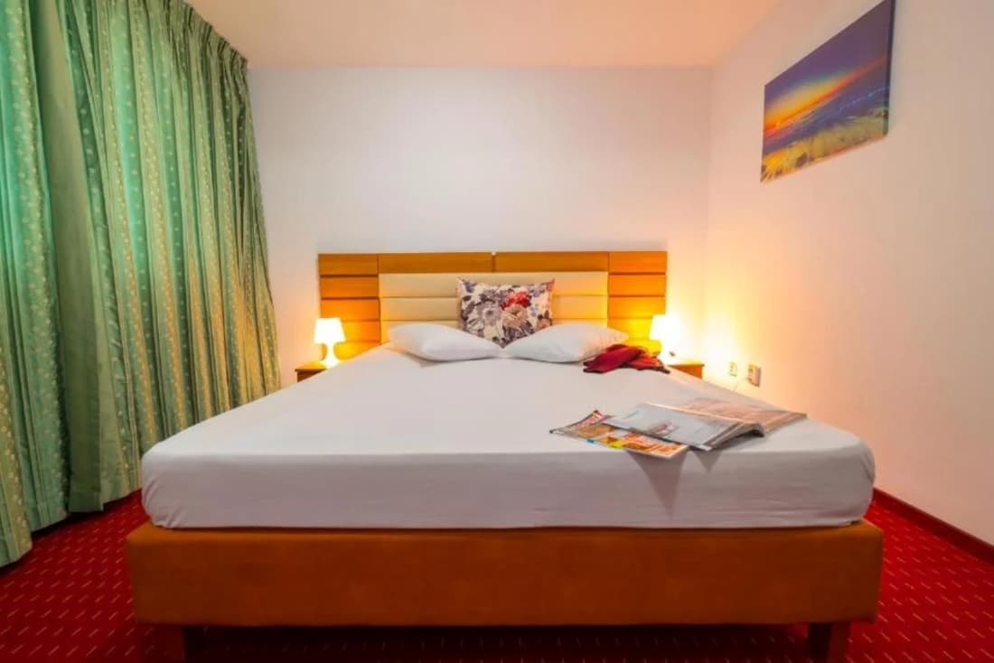 HOTEL SIR ORHIDEEA