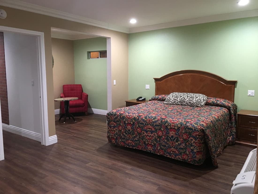 The Atlas Inn & Suites LAX