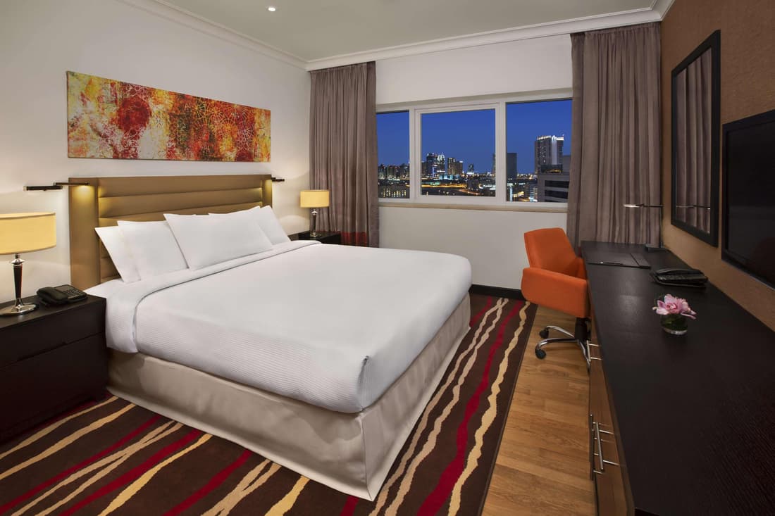 DoubleTree by Hilton Hotel & Residences Dubai Al B
