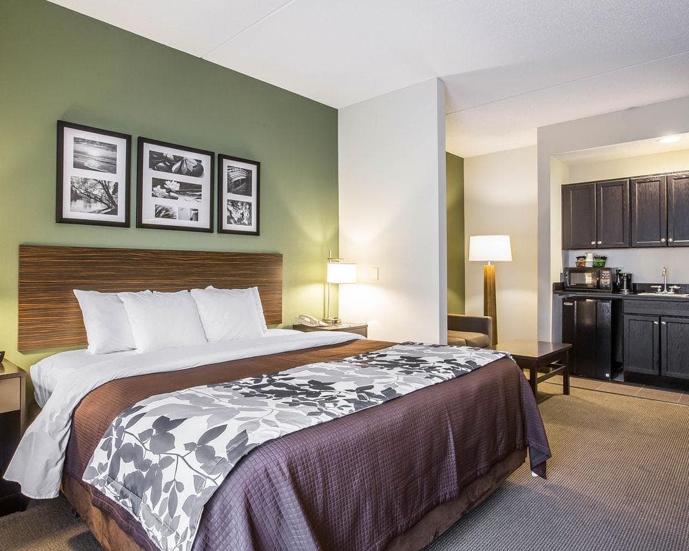 Sleep Inn & Suites Glens Falls Area