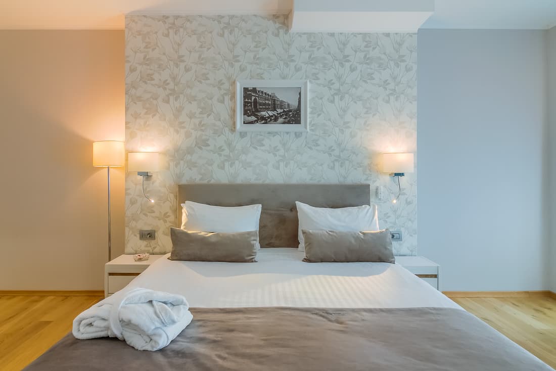New Era Hotel