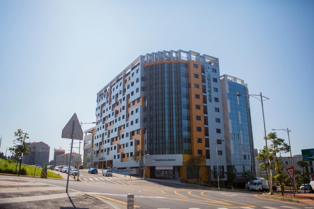 GreenTree Inn Jeju Seogwipo Express Hotel