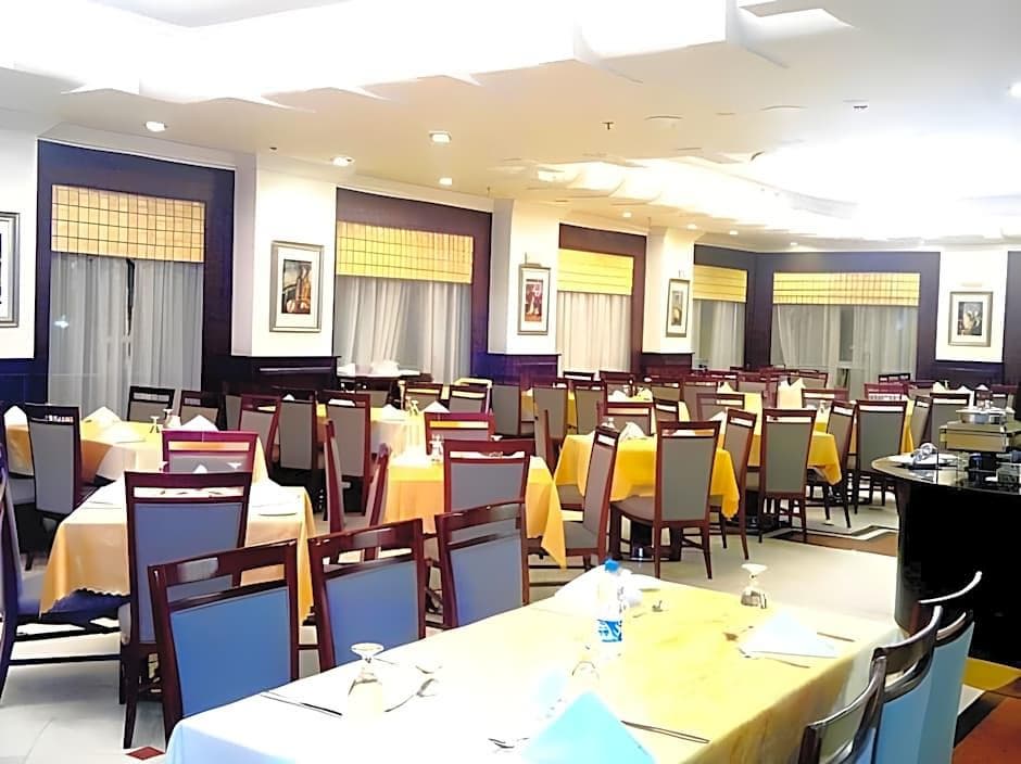 Al Rawda Royal Inn