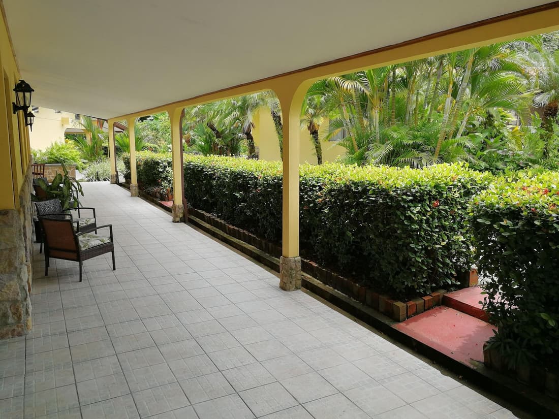 Espadilla Gardens Hotel