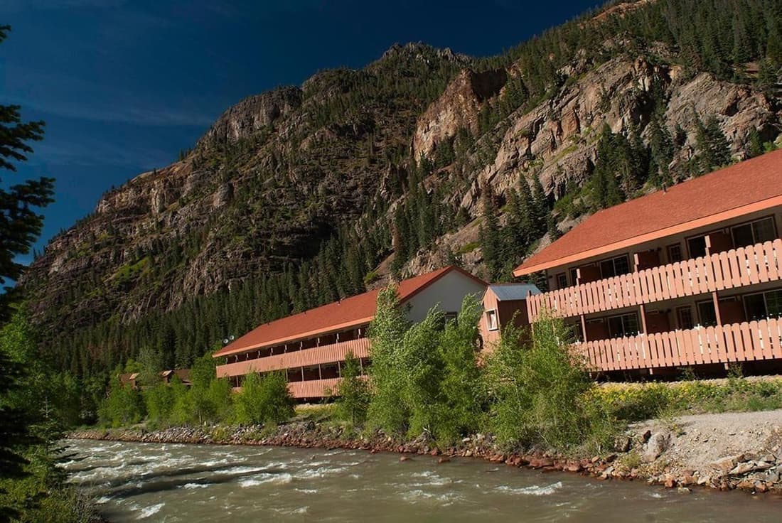 Hot Springs Inn