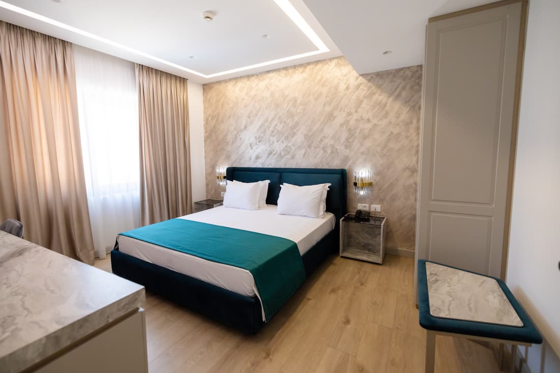 Chimaera Hotel