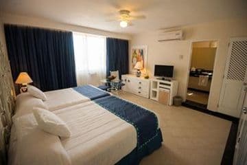 SUNSCAPE AKUMAL BEACH RESORT & SPA