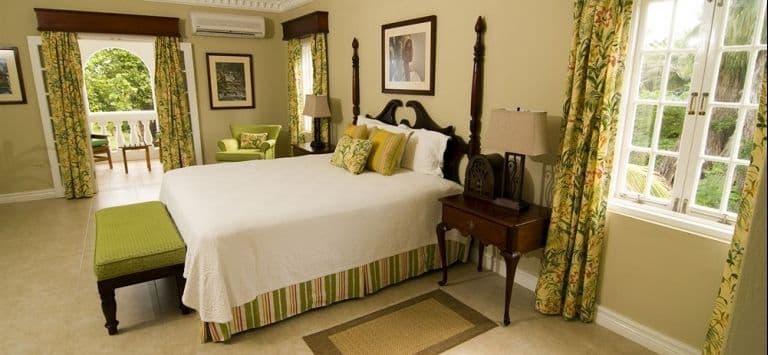 HALF MOON ROYAL VILLAS